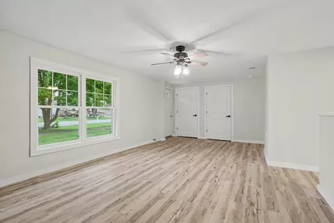 Living - 133 W 2nd St, Gladwin, MI 48624 photo 2 of 2