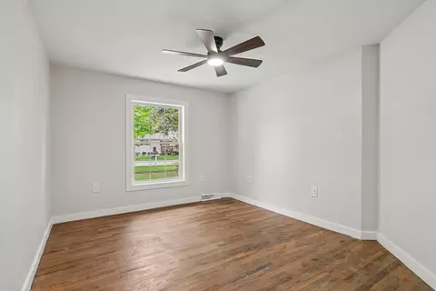 Bedroom - 133 W 2nd St, Gladwin, MI 48624 photo 2 of 4