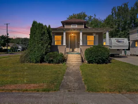 1803 N Clinton St, Saginaw, MI 48602