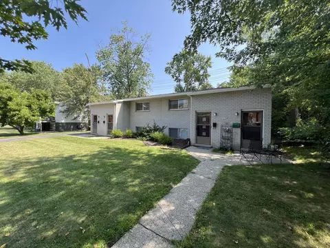 233 Collingwood Dr, Ann Arbor, MI 48103