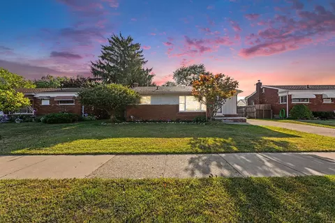 25338 Wagner Ave, Warren, MI 48089