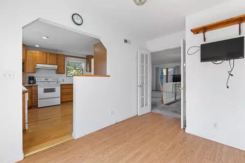 Entry Way - 4079 Bennett Ct, Madison, MI 49221 photo 1 of 1
