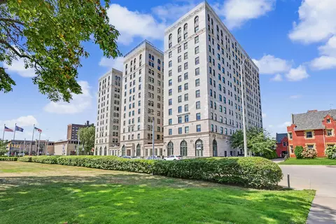15 E Kirby Street Unit St #426, Detroit, MI 48202