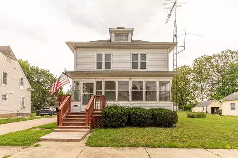 415 Garfield St, Chelsea, MI 48118