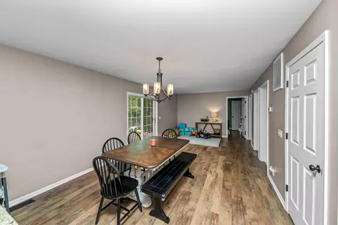 Dining - 4240 E Commerce Rd, Commerce, MI 48382 photo 1 of 1
