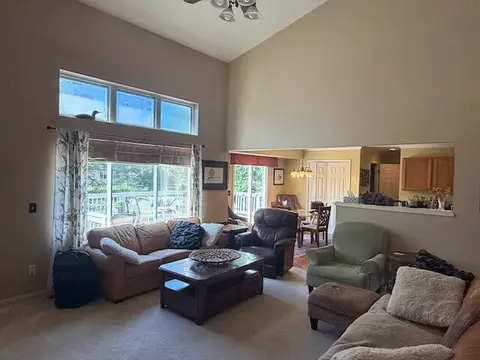 Living - 2817 Windside Ct, Scio, MI 48103 photo 2 of 6