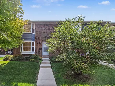 2777 Page Ave, Ann Arbor, MI 48104