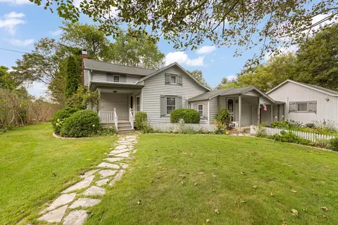 3420 N Hillsdale Rd, Fayette, MI 49242