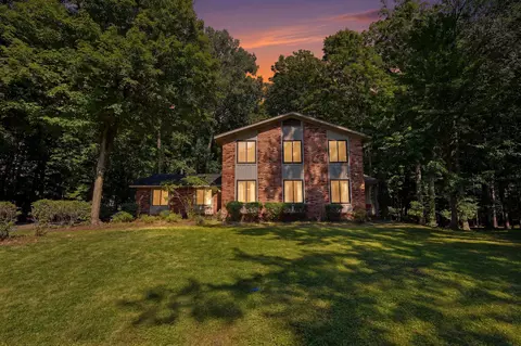 21542 Beauford Ct, Northville, MI 48167