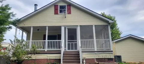 11054 Wood Run Cir, Green Oak, MI 48178