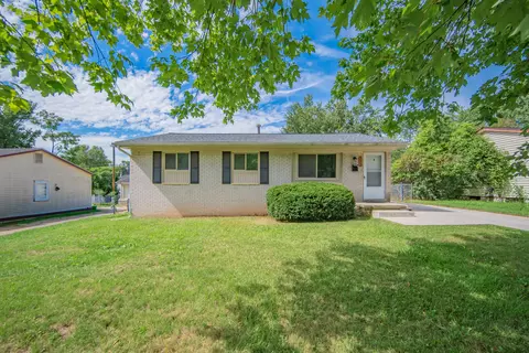 222 Kirk Ave, Ypsilanti, MI 48197
