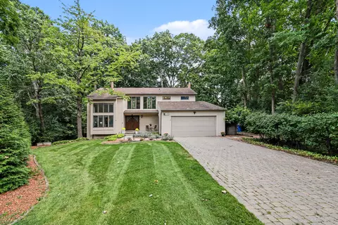 2145 Ridge Ave, Ann Arbor, MI 48104