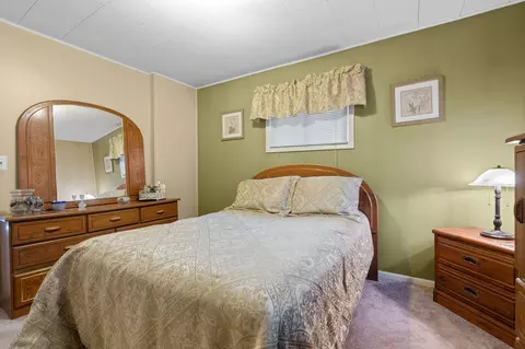 Bedroom - 113 Watt Rd, Lyndon, MI 48137 photo 2 of 6