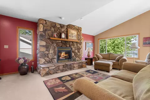 Living - 113 Watt Rd, Lyndon, MI 48137 photo 1 of 6