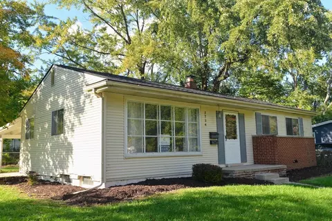 2734 Hampshire Rd, Ann Arbor, MI 48104