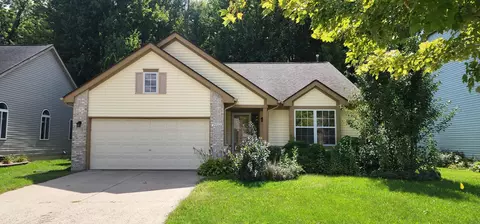 7944 Thornhill Dr, Ypsilanti, MI 48197