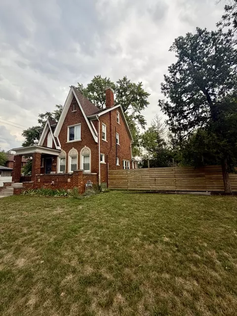18988 Pennington Dr, Detroit, MI 48221