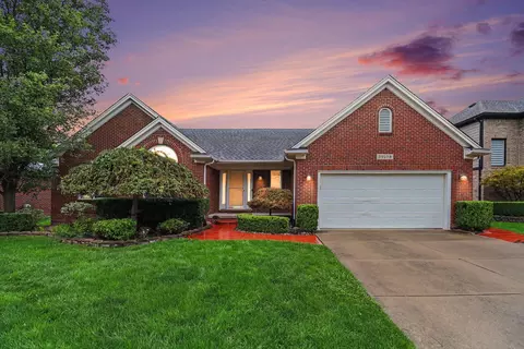 39138 Casimira Ave, Sterling Heights, MI 48313