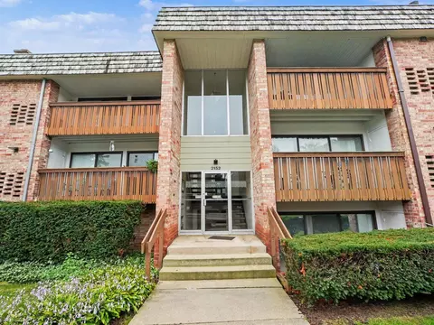 2152 Pauline Blvd UNIT ANN, Ann Arbor, MI 48103