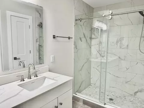 Bath - 3 Cobblestone Rdg, Raisin, MI 49286 photo 3 of 3