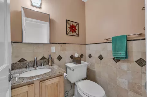 Bath - 5555 Patterson Dr, Troy, MI 48085 photo 1 of 5