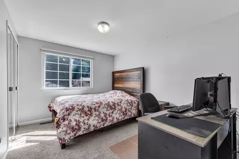 Bedroom - 5555 Patterson Dr, Troy, MI 48085 photo 6 of 13