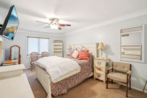 Bedroom - 46793 Springwood Dr, Macomb, MI 48044 photo 1 of 5