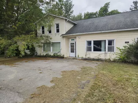 10800 Whittaker Rd, Augusta, MI 48190
