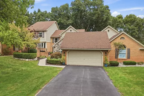 Exterior - 4539 Golf View Dr, Genoa, MI 48116 photo 12 of 17
