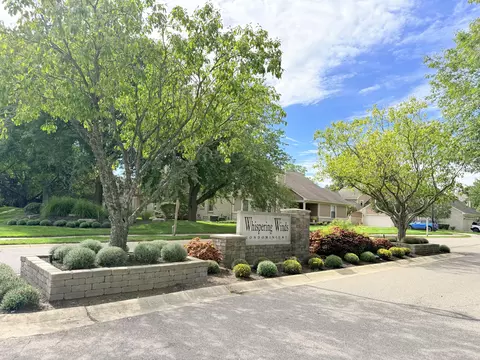 9376 Westwind Dr, Livonia, MI 48150