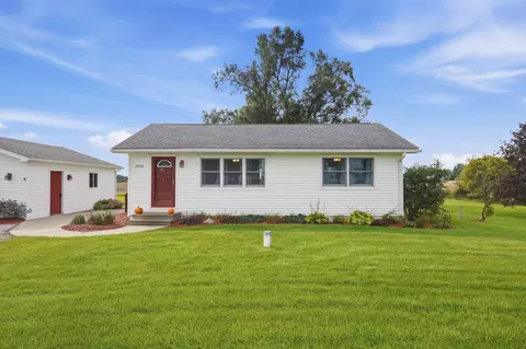12251 Grass Lake Rd, Grass Lake, MI 49240