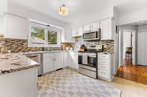 Kitchen - 216 Harper Dr, Saline, MI 48176 photo 1 of 4
