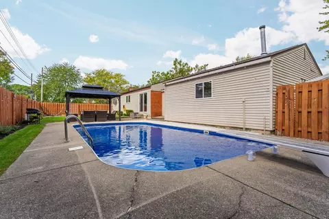 Exterior - 216 Harper Dr, Saline, MI 48176 photo 6 of 17