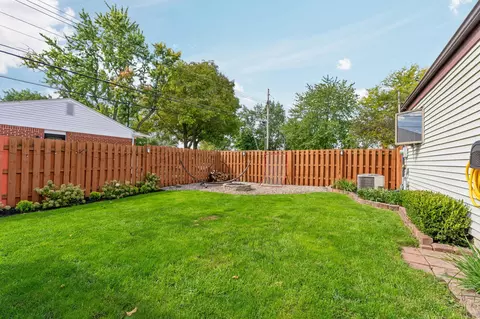 Exterior - 216 Harper Dr, Saline, MI 48176 photo 10 of 17