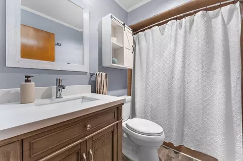 Bath - 216 Harper Dr, Saline, MI 48176 photo 1 of 2