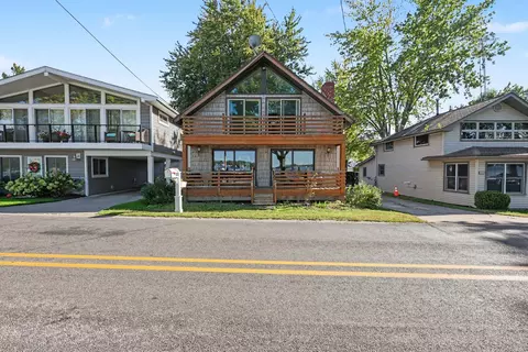 2973 Round Lake Hwy, Manitou Beach, MI 49253