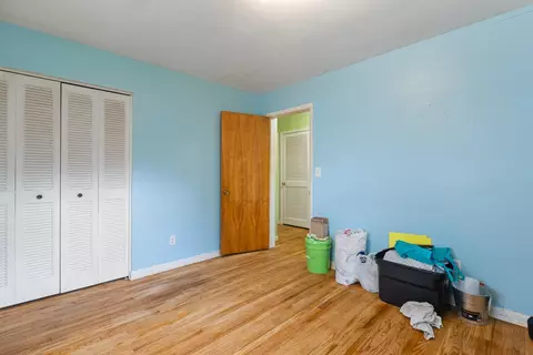Bedroom - 6530 S Jackson Rd, Summit, MI 49201 photo 6 of 6