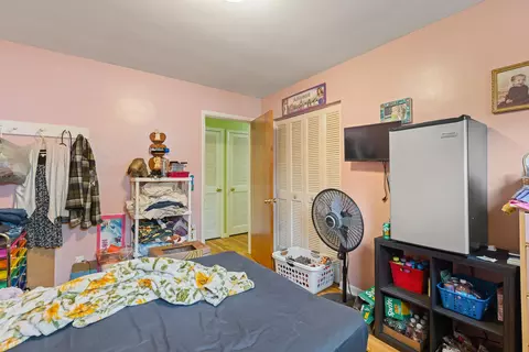 Bedroom - 6530 S Jackson Rd, Summit, MI 49201 photo 4 of 6