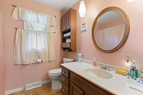 Bath - 6530 S Jackson Rd, Summit, MI 49201 photo 1 of 2