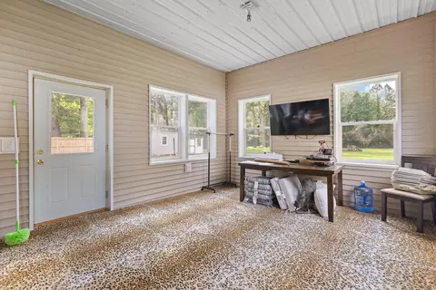 Exterior - 6530 S Jackson Rd, Summit, MI 49201 photo 3 of 9
