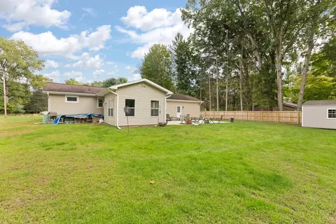Exterior - 6530 S Jackson Rd, Summit, MI 49201 photo 7 of 9