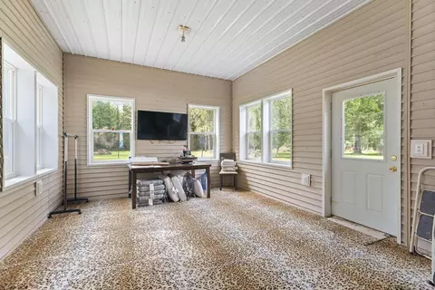 Exterior - 6530 S Jackson Rd, Summit, MI 49201 photo 2 of 9