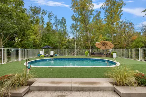Exterior - 8360 Parker Rd, Saline, MI 48176 photo 23 of 31