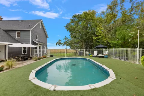 Exterior - 8360 Parker Rd, Saline, MI 48176 photo 28 of 31