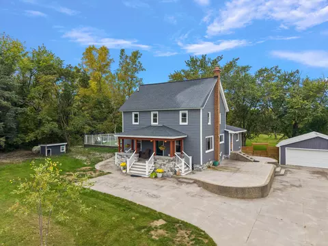 Exterior - 8360 Parker Rd, Saline, MI 48176 photo 3 of 31