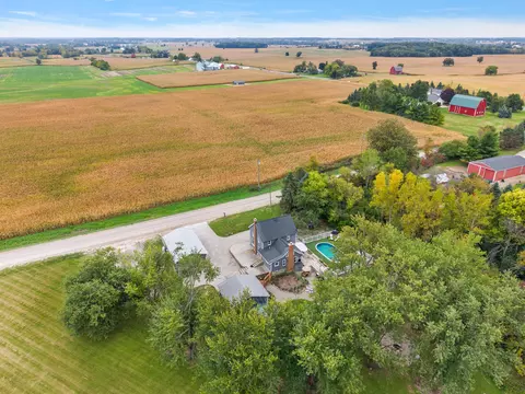 View/Area - 8360 Parker Rd, Saline, MI 48176 photo 9 of 10