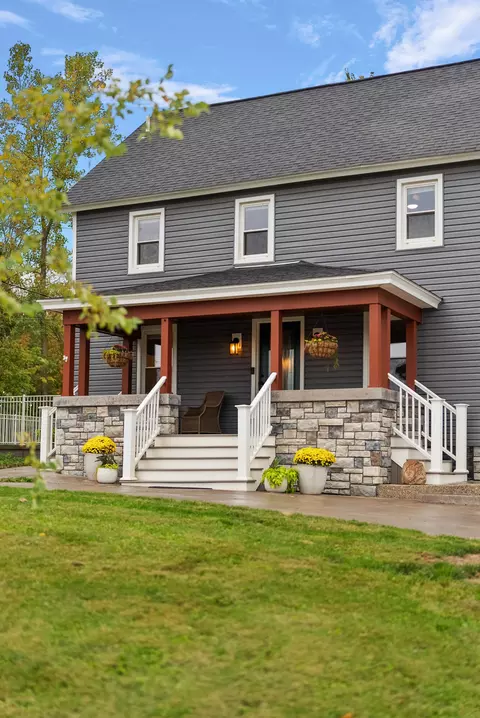 Exterior - 8360 Parker Rd, Saline, MI 48176 photo 5 of 31