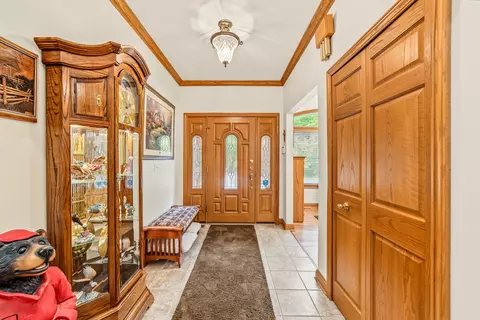 Entry Way - 2825 Toben Rd, Carleton, MI 48117 photo 1 of 3
