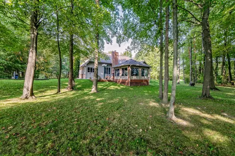 Exterior - 2825 Toben Rd, Carleton, MI 48117 photo 13 of 14