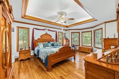 Bedroom - 2825 Toben Rd, Carleton, MI 48117 photo 1 of 3